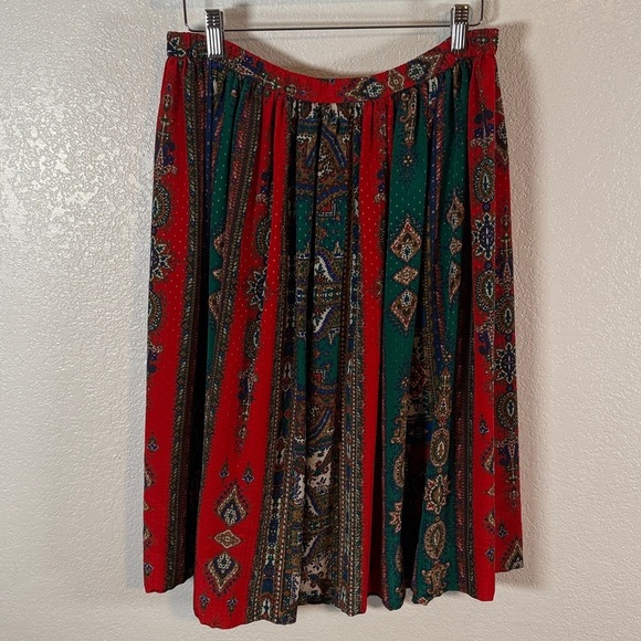 Vintage Leslie Fay Red & Green Abstract Paisley Style Ricky Skirt Size 6 - Picture 3 of 6